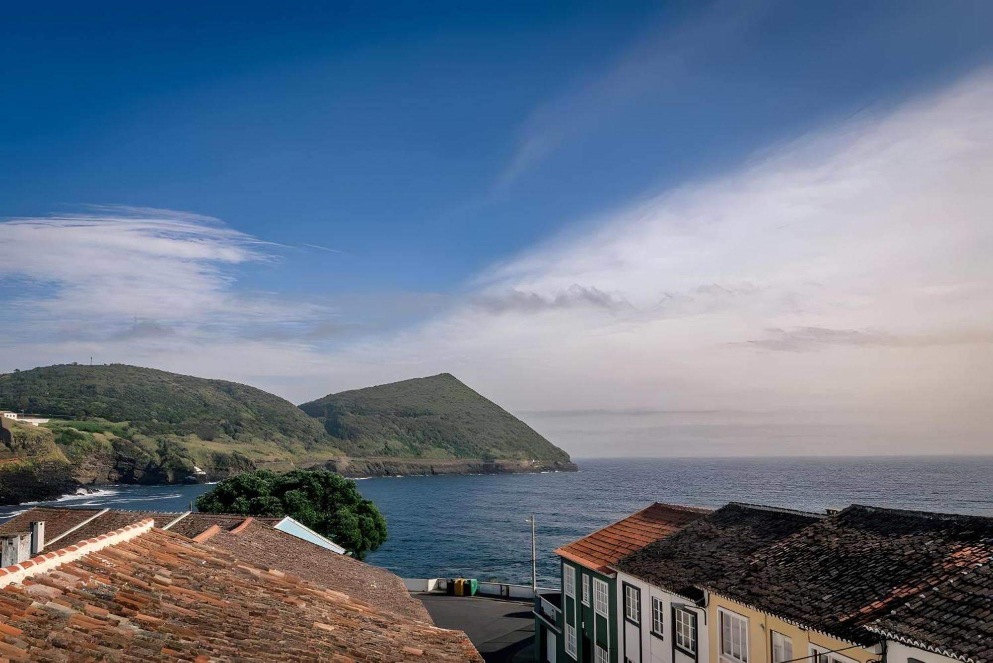 Casa Silveira Mar - Angra Apartment Angra do Heroismo Ngoại thất bức ảnh